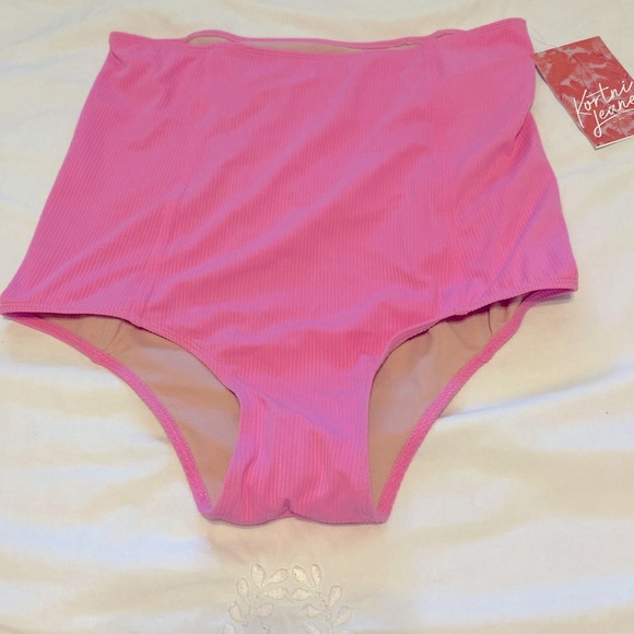 Kortni Jeane NWT Extended High Waisted Swim Bottoms in Ribbed Sweet Pink Medium - Picture 1 of 3